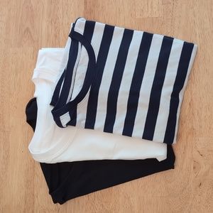 Bundle of 3 Everlane Women's Organic Cotton Box-cut Tee Size Small